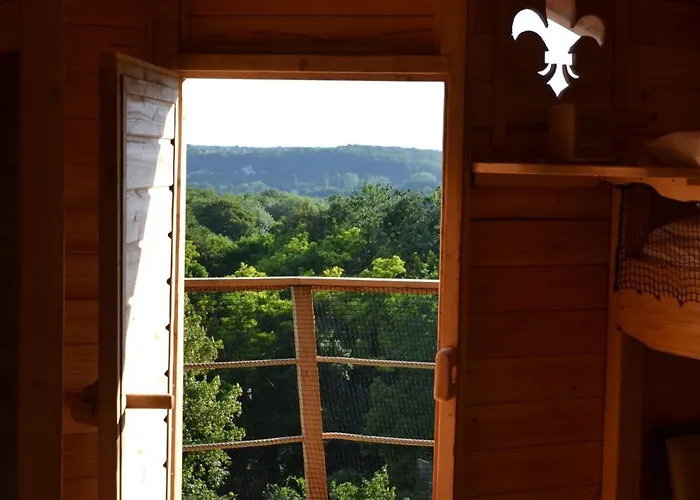 Les Hautes Sources - Esprit De France 3*